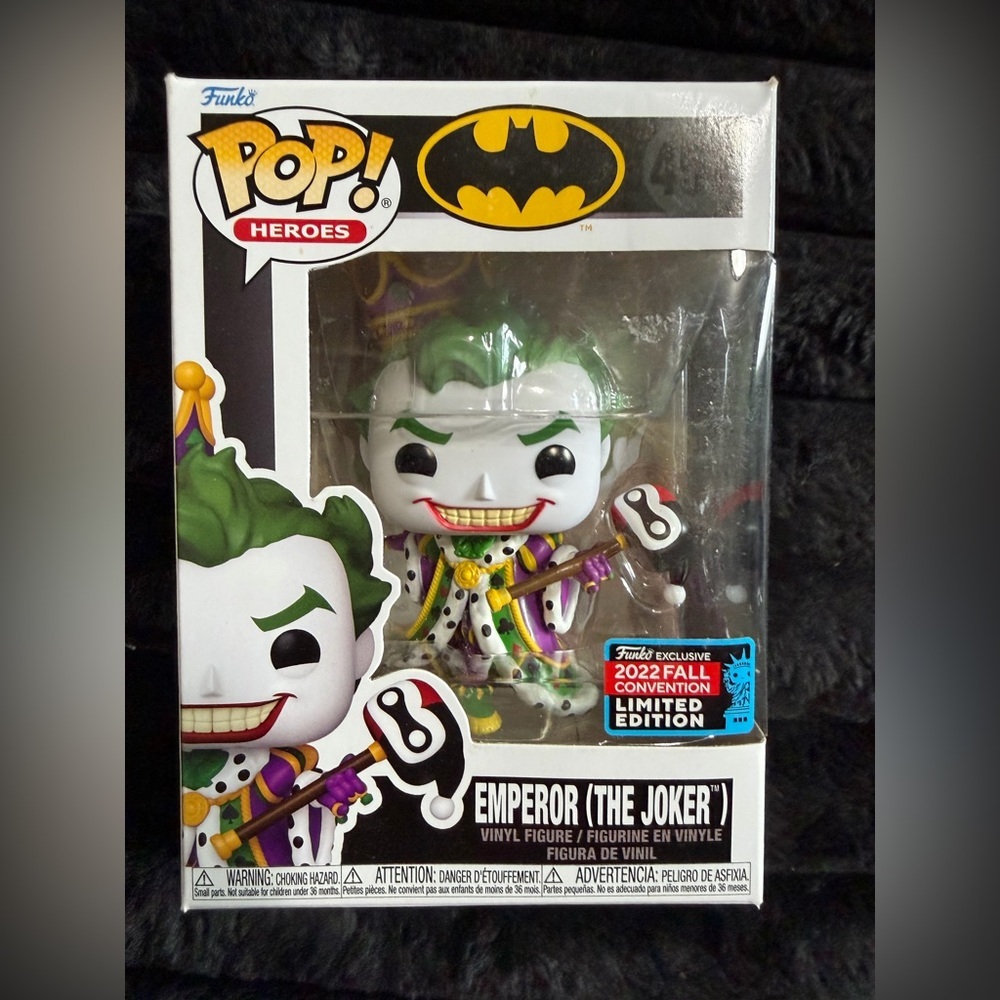 NEW Funko Pop! Heroes Emperor (The Joker) vinyl figure, number 457. Exclusive